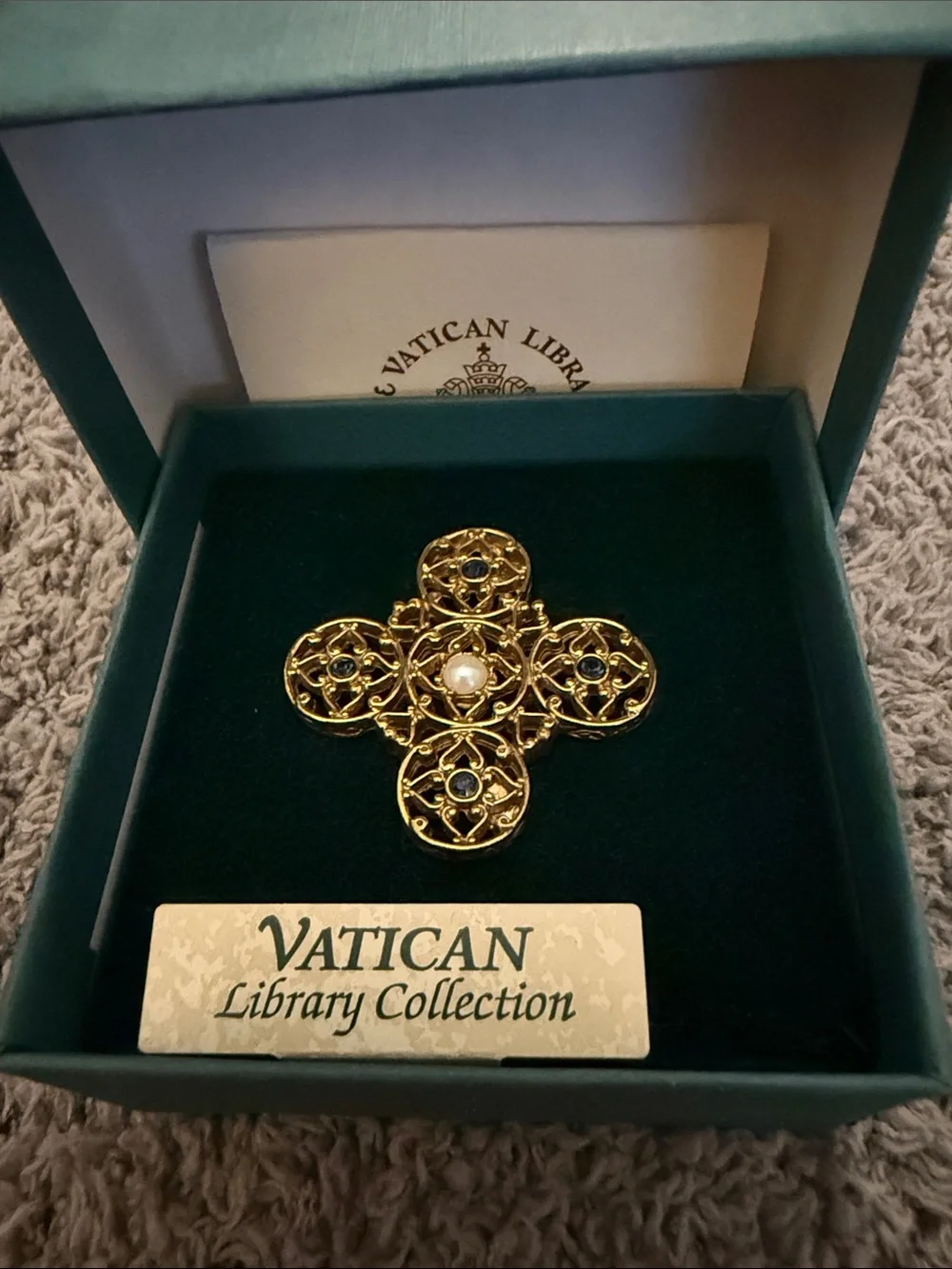 Vintage Vatican Library Collection Gold Maltese Cross Brooch Pin IOB in orig box
